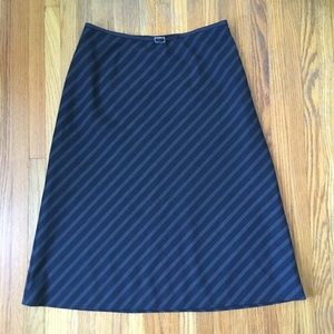 The Limited skirt. Black/ small white stripe. Sz 4